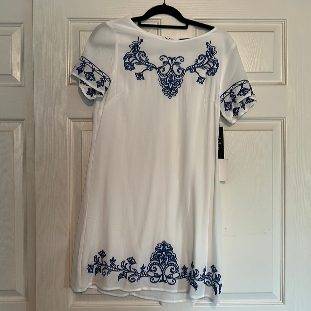 Perfect Shower/Graduation Dress!